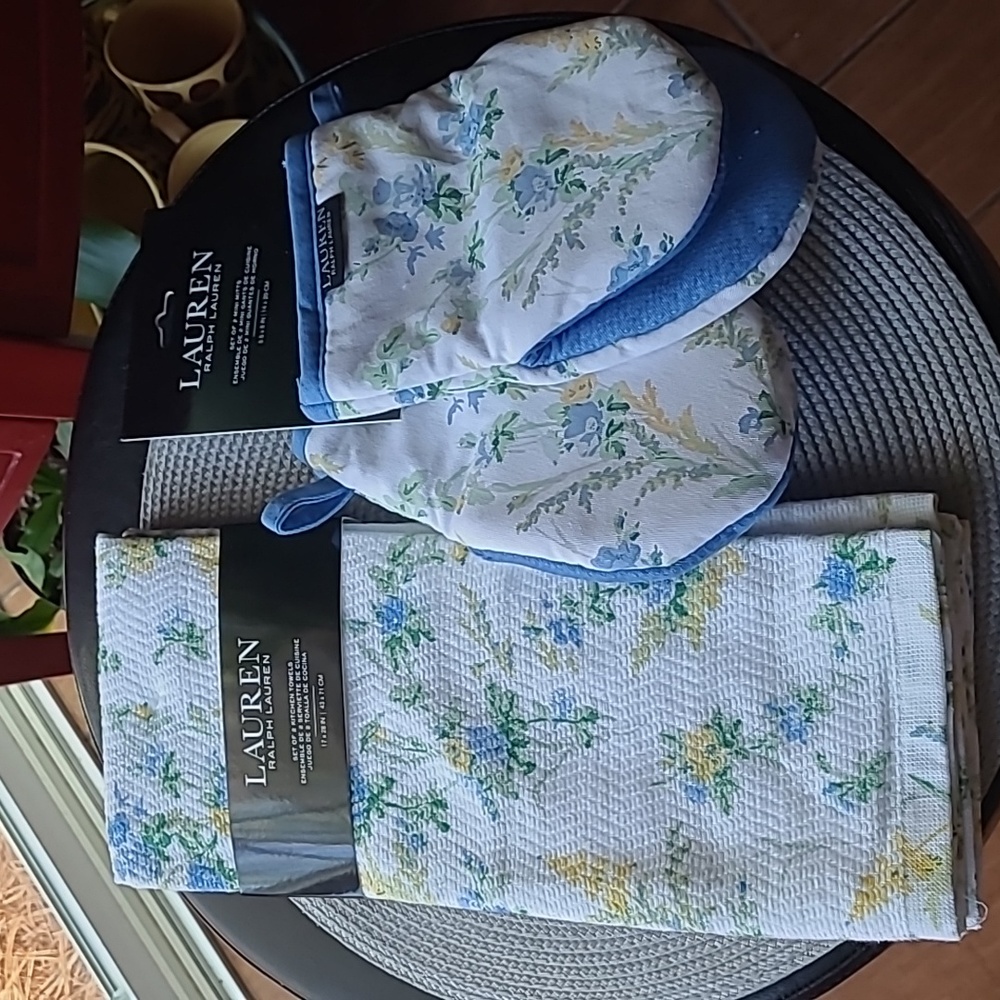 Ralph Lauren Kitchen Towels & Mini Mitts
